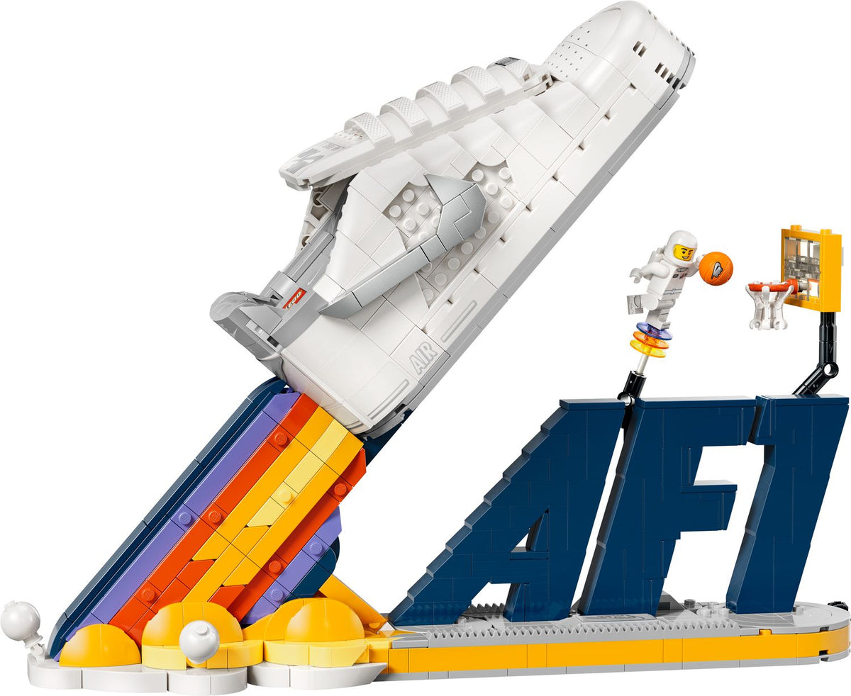 LEGO Nike Air Force 1 x LEGO® Set 43026 image 2
